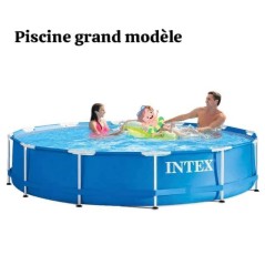 Piscine ronde avec structure métallique